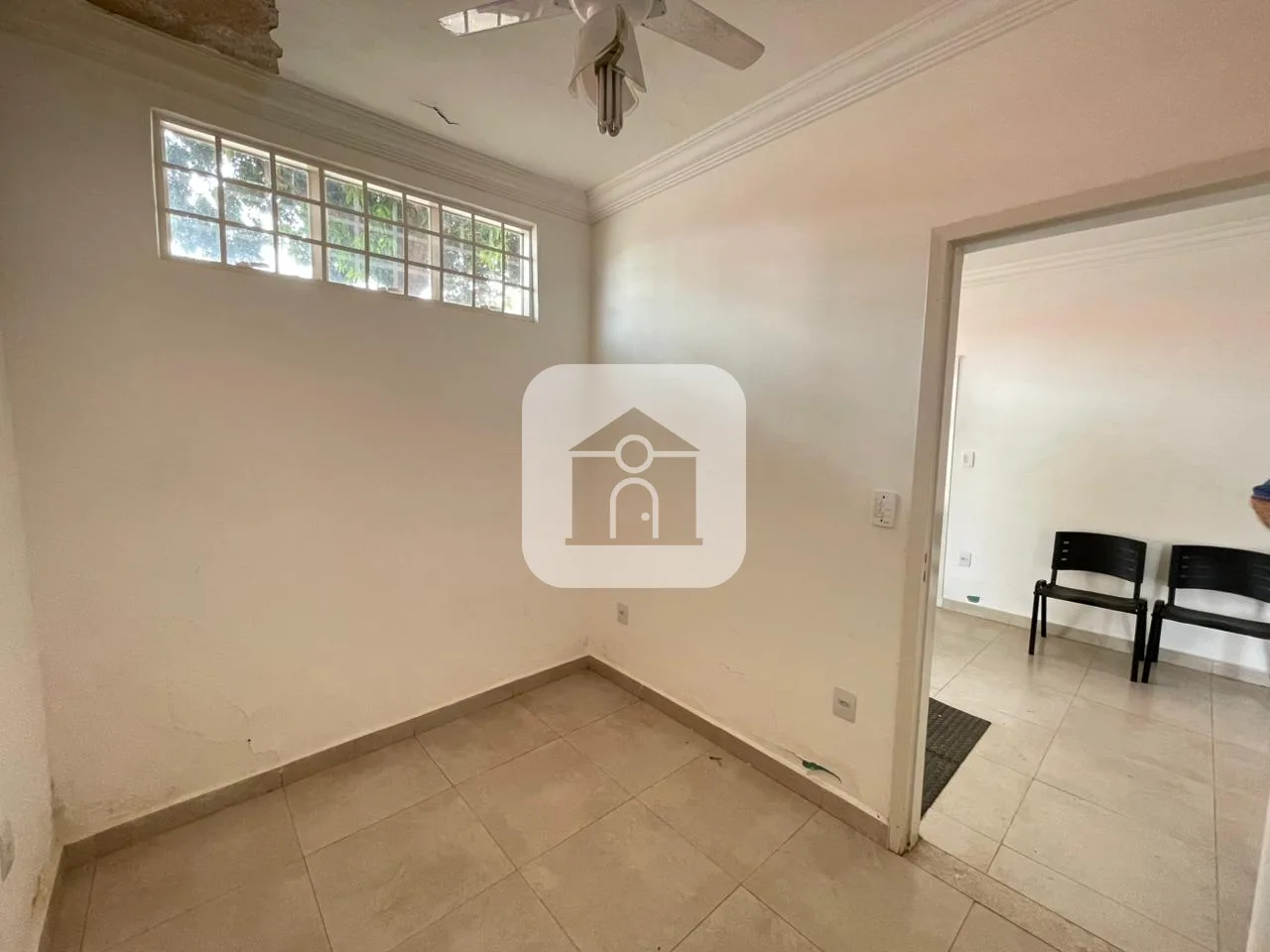 Alugar Comercial / Sala Comercial em Uberl&acirc;ndia R$ 800,00 - Foto 2