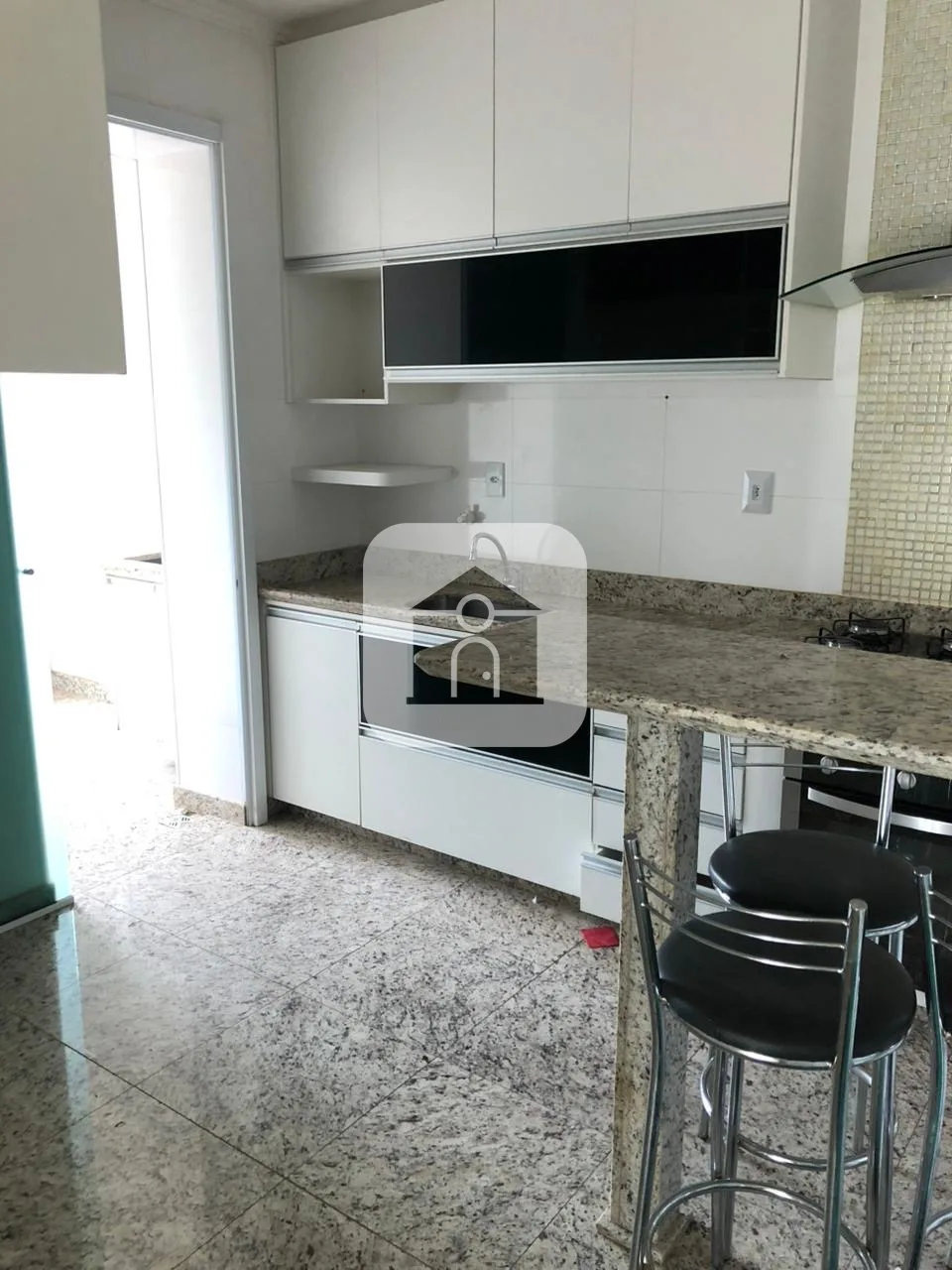 Alugar Apartamento / Padr&atilde;o em Uberl&acirc;ndia R$ 3.500,00 - Foto 4