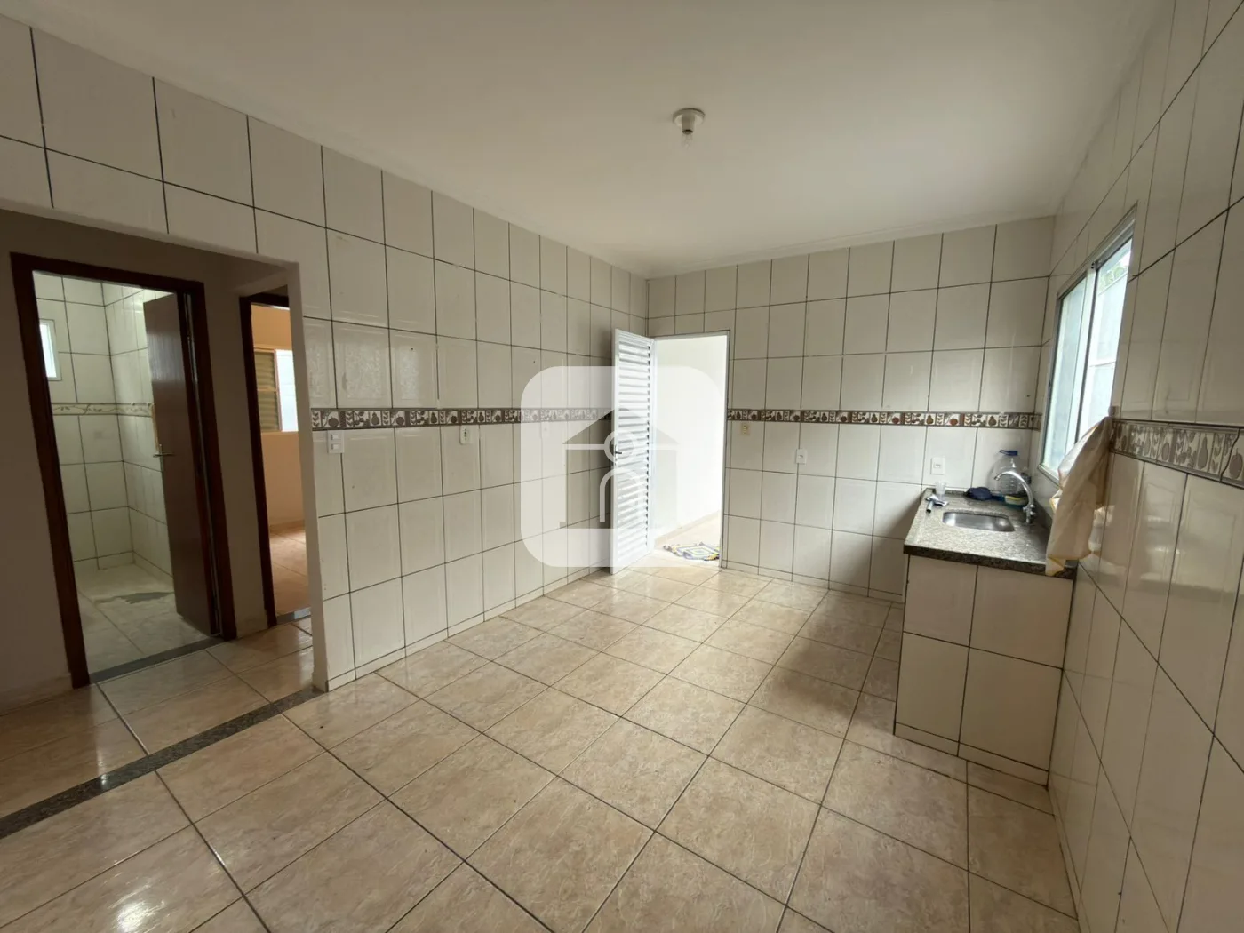 Alugar Casa / Padr&atilde;o em Uberl&acirc;ndia R$ 3.200,00 - Foto 3
