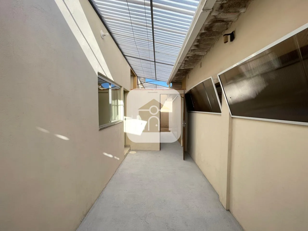 Alugar Casa / Col&ocirc;nia em Uberl&acirc;ndia R$ 850,00 - Foto 2