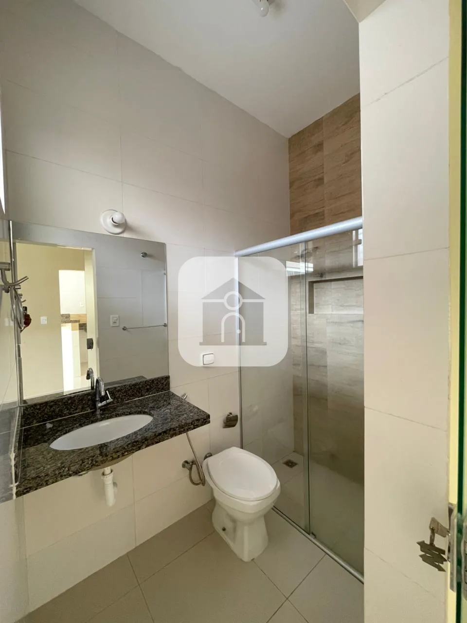 Alugar Casa / Col&ocirc;nia em Uberl&acirc;ndia R$ 850,00 - Foto 8