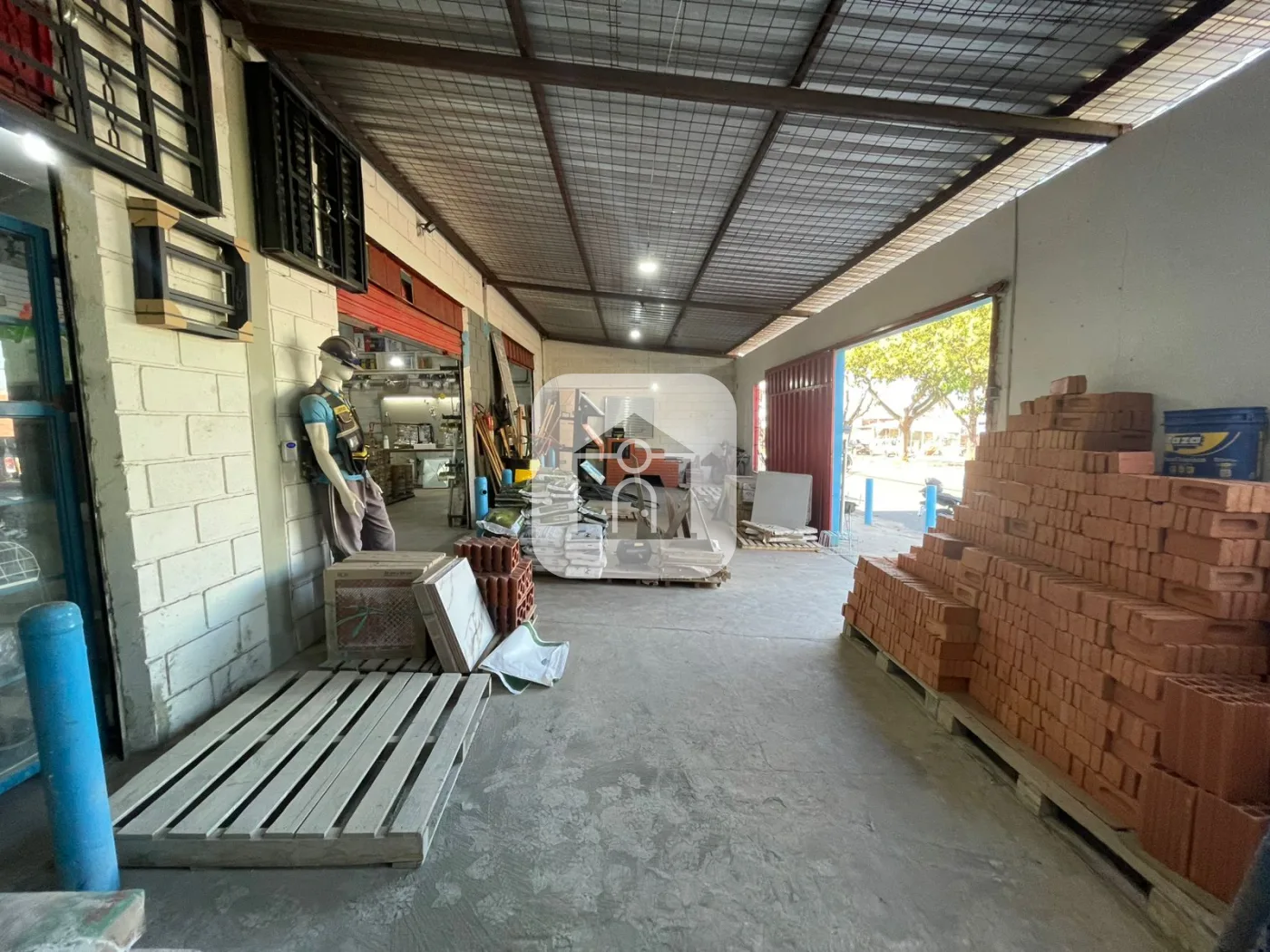 Alugar Comercial / Galp&atilde;o em Uberl&acirc;ndia R$ 8.000,00 - Foto 1