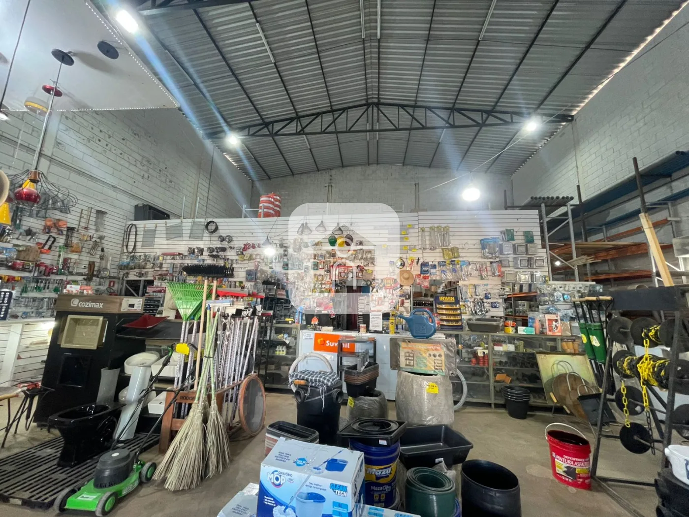 Alugar Comercial / Galp&atilde;o em Uberl&acirc;ndia R$ 8.000,00 - Foto 3