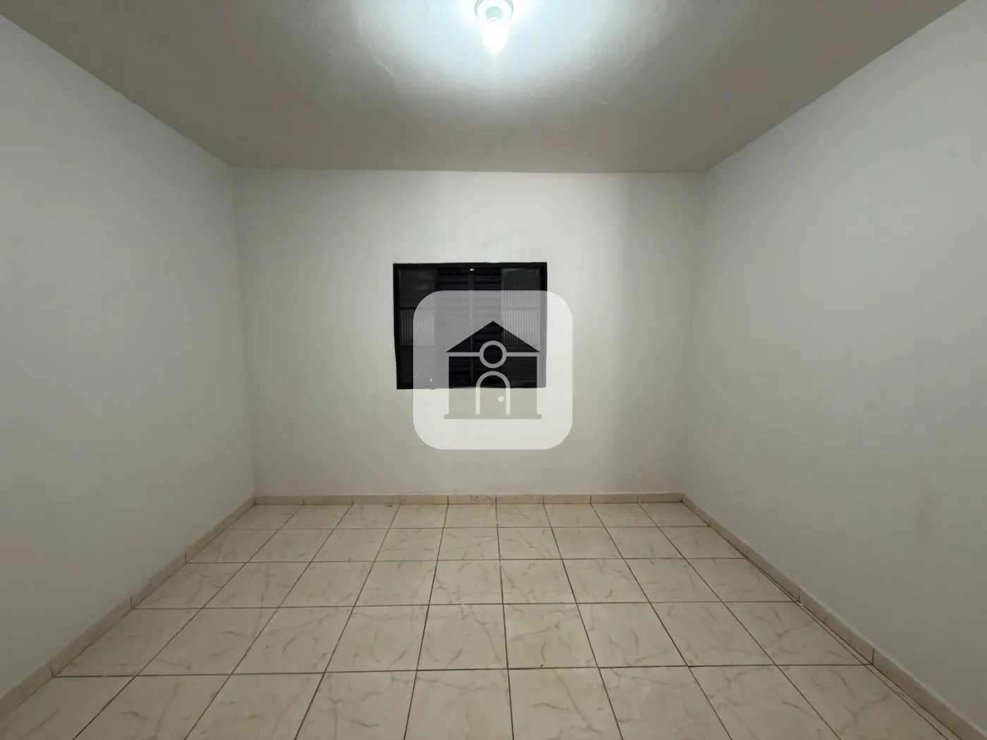 Alugar Casa / Padr&atilde;o em Uberl&acirc;ndia R$ 1.500,00 - Foto 10
