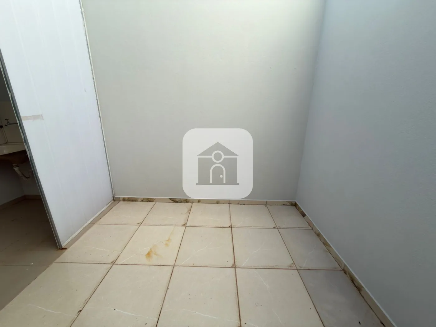 Alugar Casa / Padr&atilde;o em Uberl&acirc;ndia R$ 1.900,00 - Foto 9