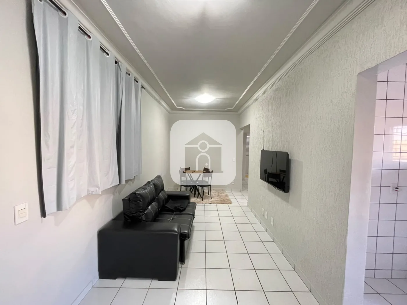 Alugar Apartamento / Padr&atilde;o em Uberl&acirc;ndia R$ 1.950,00 - Foto 4
