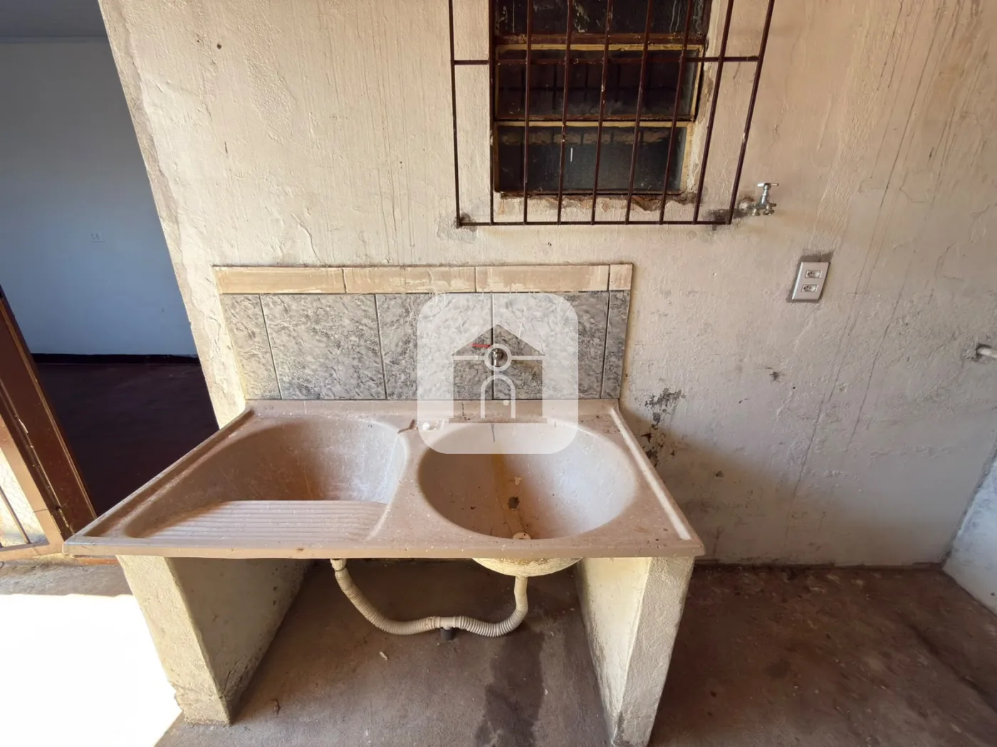 Alugar Casa / Padr&atilde;o em Uberl&acirc;ndia R$ 1.300,00 - Foto 15