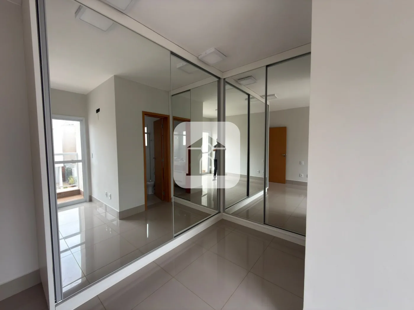 Alugar Casa / Condom&iacute;nio ou Loteamento Fechado em Uberl&acirc;ndia R$ 7.000,00 - Foto 13