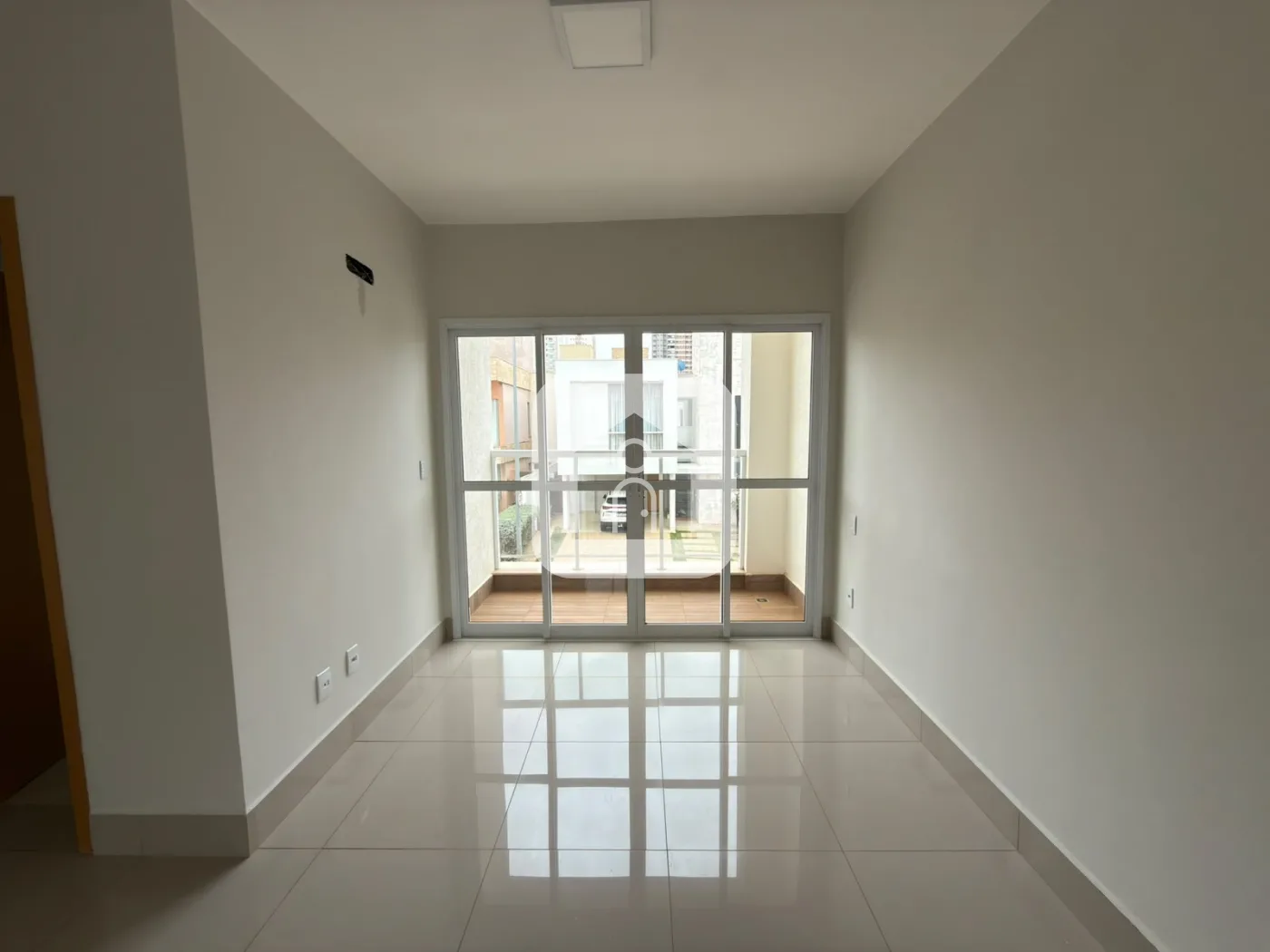 Alugar Casa / Condom&iacute;nio ou Loteamento Fechado em Uberl&acirc;ndia R$ 7.000,00 - Foto 16