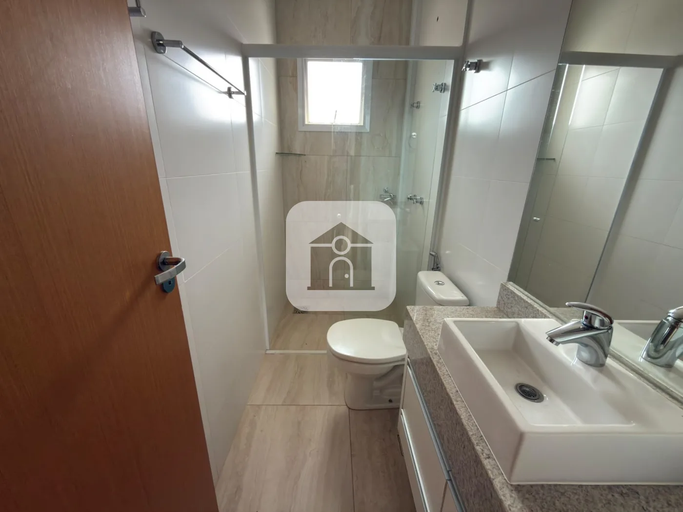 Alugar Casa / Condom&iacute;nio ou Loteamento Fechado em Uberl&acirc;ndia R$ 7.000,00 - Foto 32