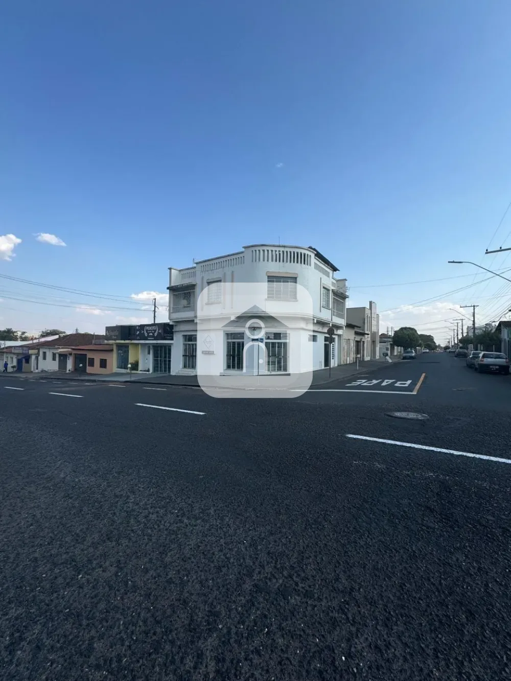 Alugar Apartamento / Sobrado em Araguari R$ 1.650,00 - Foto 1