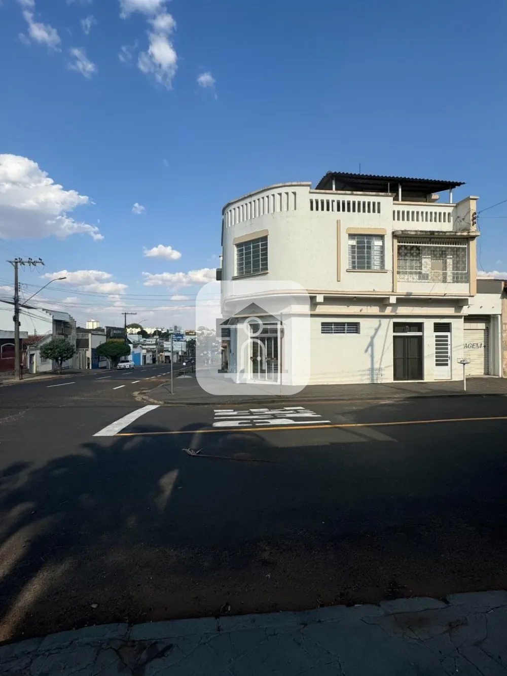 Alugar Apartamento / Sobrado em Araguari R$ 1.650,00 - Foto 3