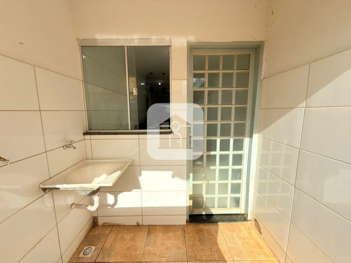 Alugar Casa / Padr&atilde;o em Uberl&acirc;ndia R$ 1.600,00 - Foto 15