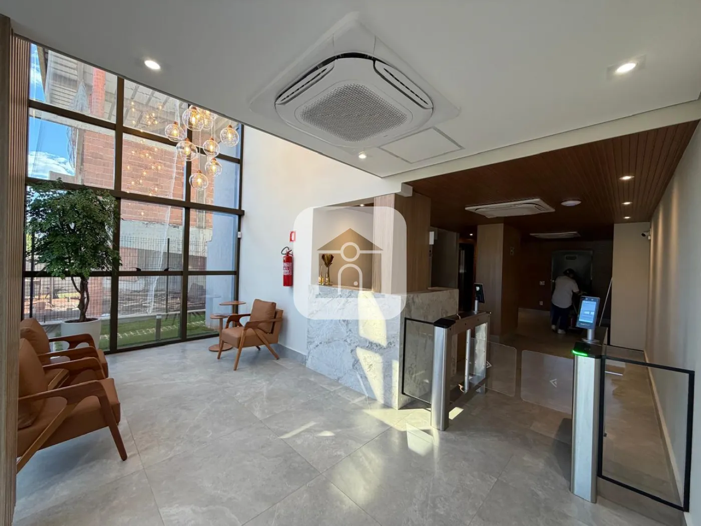 Comprar Comercial / Laje corporativa em Uberl&acirc;ndia - Foto 2