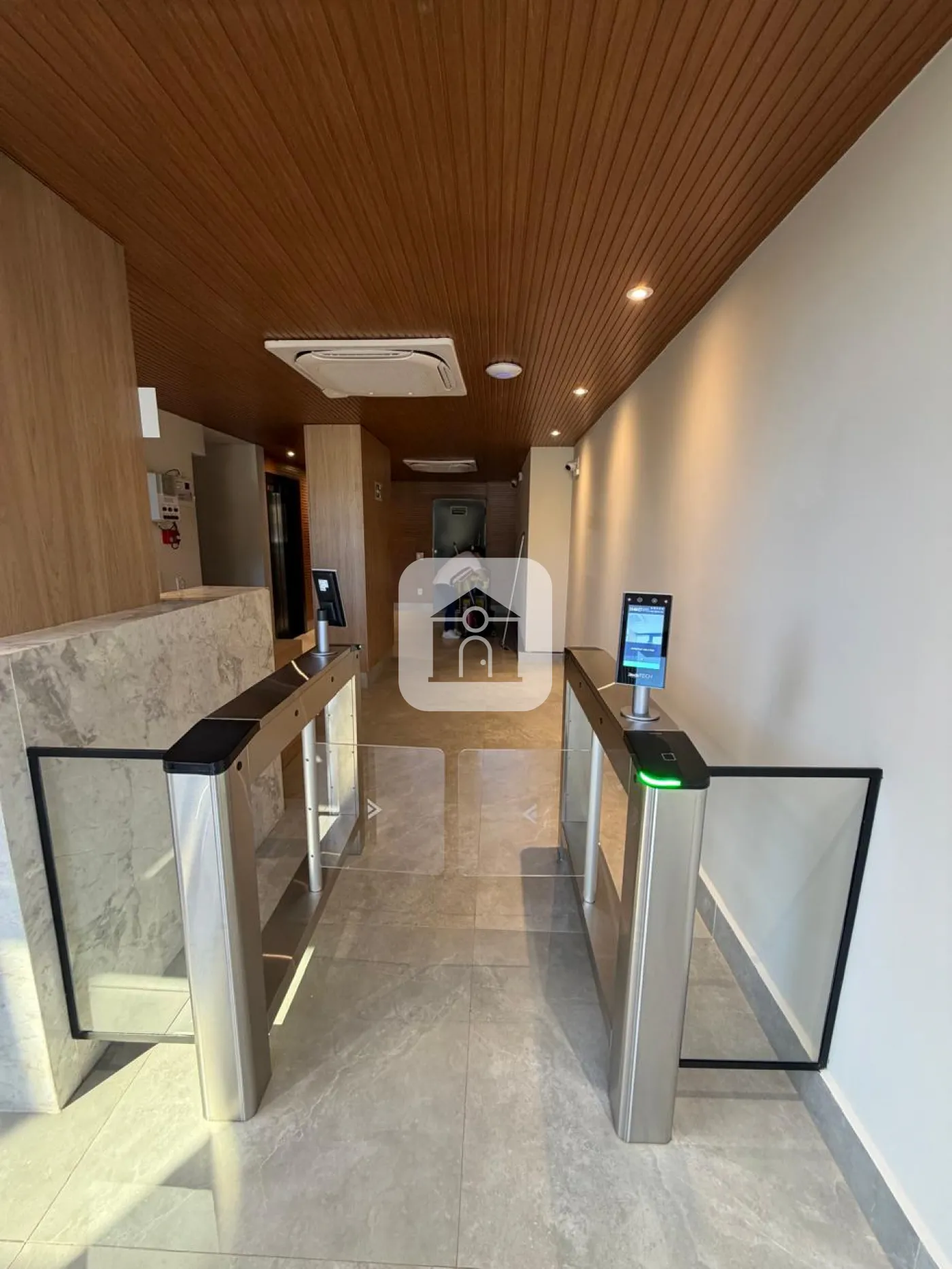 Comprar Comercial / Laje corporativa em Uberl&acirc;ndia - Foto 4