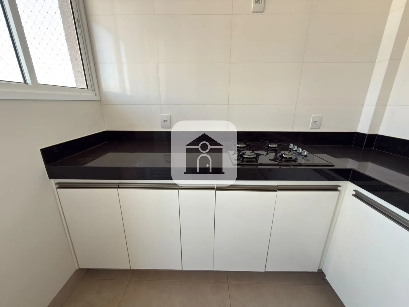 Alugar Apartamento / Padr&atilde;o em Uberl&acirc;ndia R$ 2.000,00 - Foto 8
