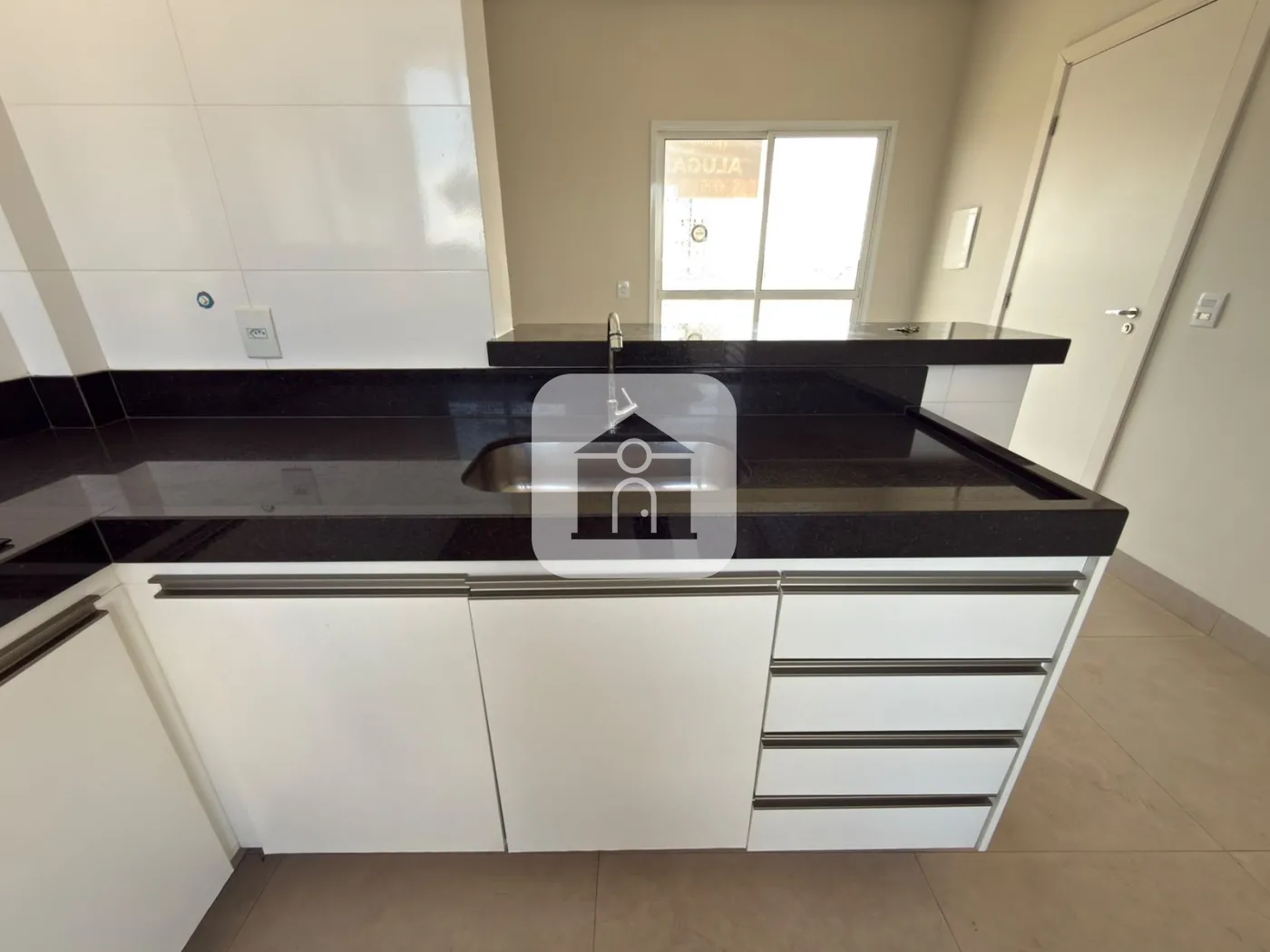 Alugar Apartamento / Padr&atilde;o em Uberl&acirc;ndia R$ 2.000,00 - Foto 9