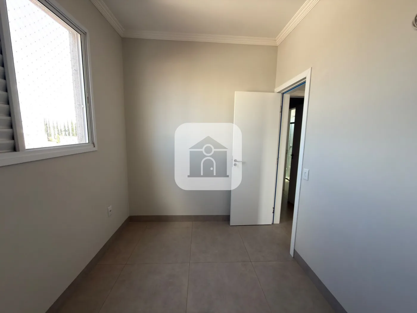 Alugar Apartamento / Padr&atilde;o em Uberl&acirc;ndia R$ 2.000,00 - Foto 14