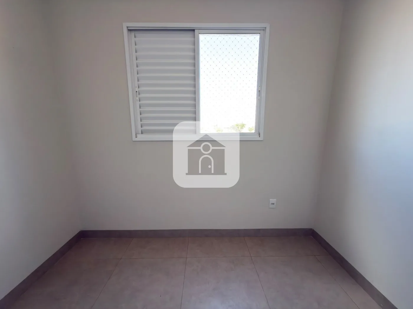 Alugar Apartamento / Padr&atilde;o em Uberl&acirc;ndia R$ 2.000,00 - Foto 15