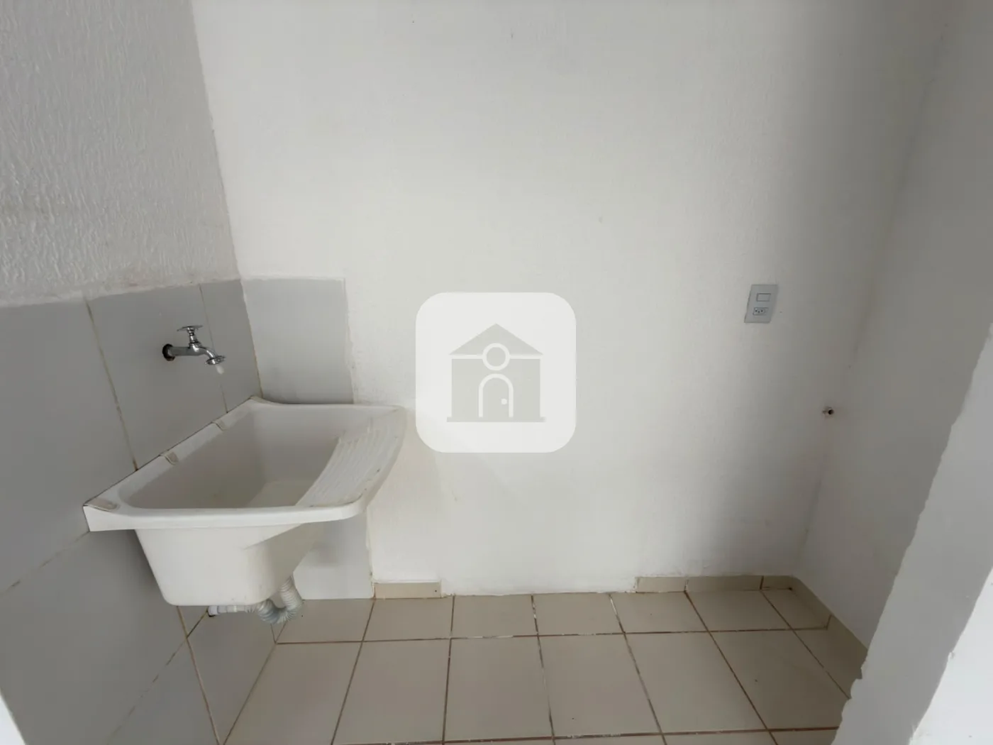 Alugar Casa / Condom&iacute;nio ou Loteamento Fechado em Uberlandia R$ 3.000,00 - Foto 9
