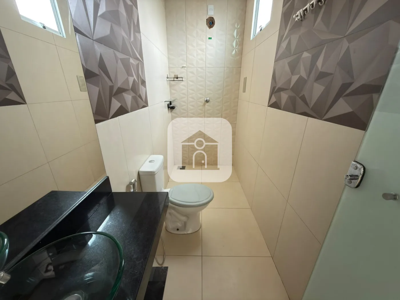 Alugar Casa / Condom&iacute;nio ou Loteamento Fechado em Uberlandia R$ 3.000,00 - Foto 10