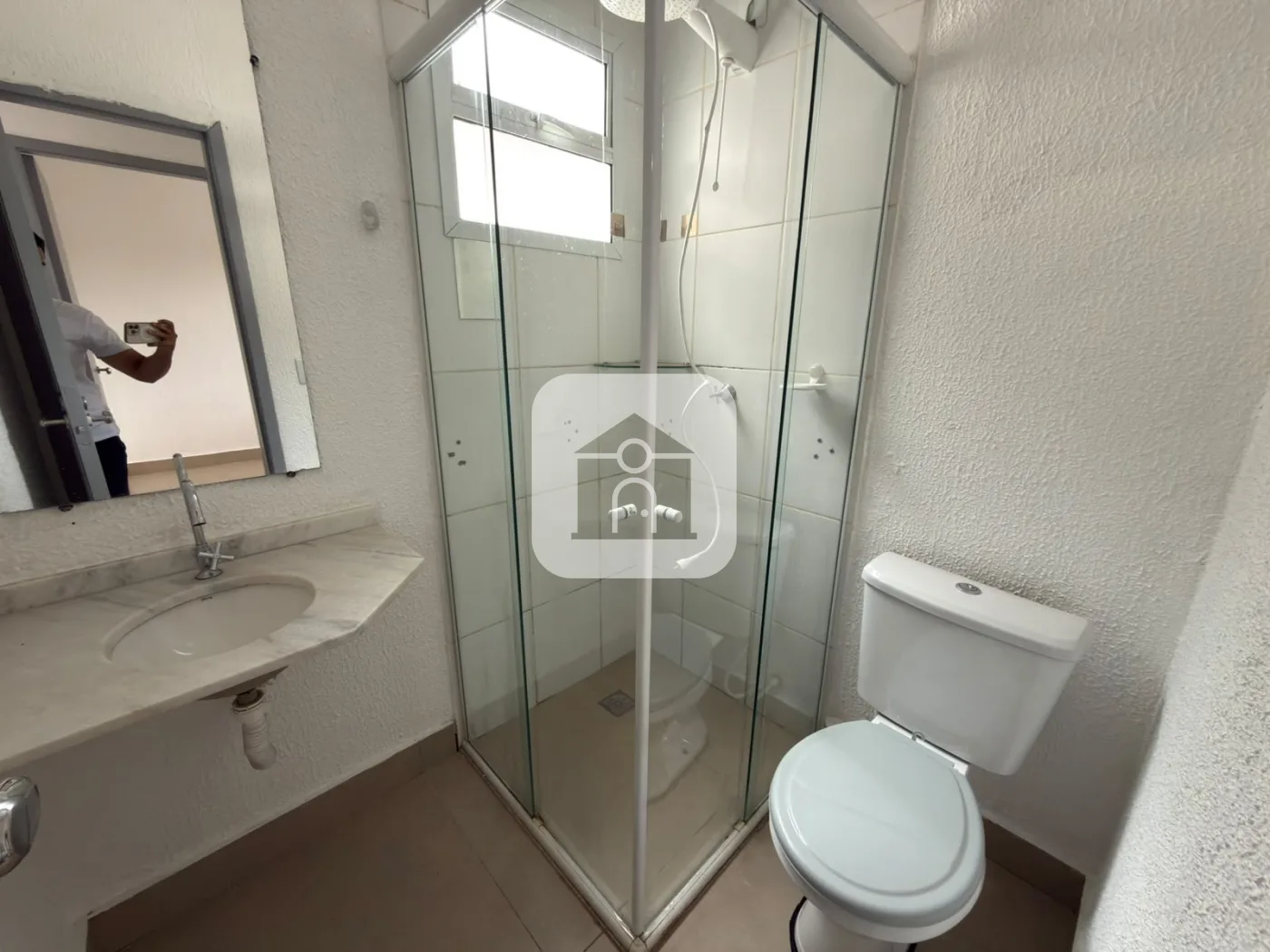 Alugar Casa / Condom&iacute;nio ou Loteamento Fechado em Uberlandia R$ 3.000,00 - Foto 15