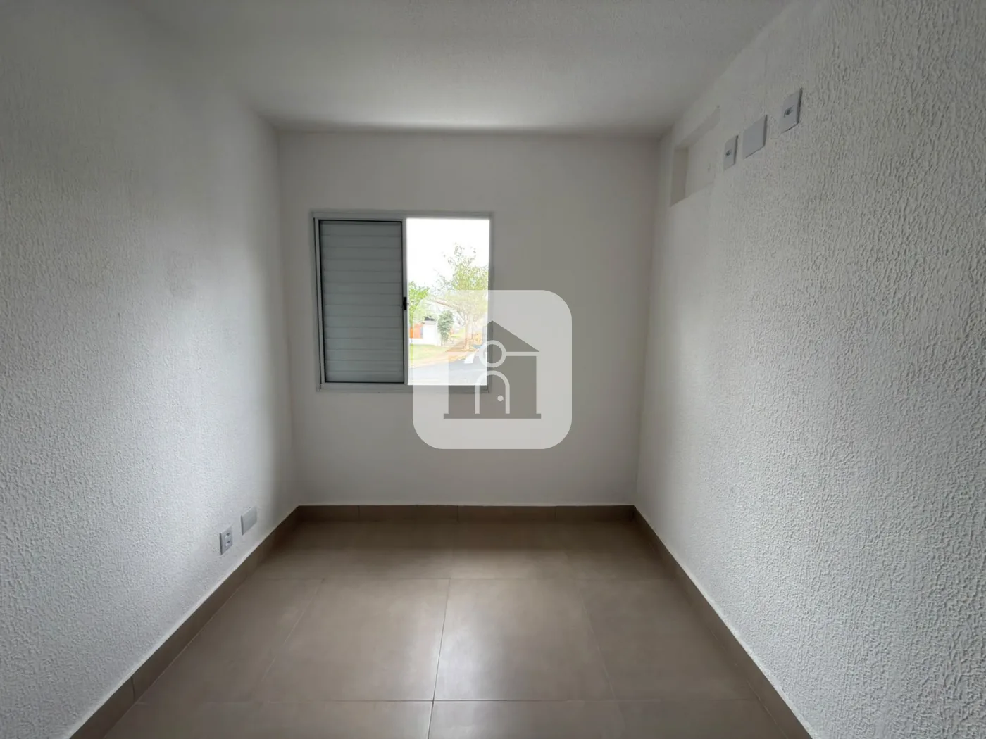 Alugar Casa / Condom&iacute;nio ou Loteamento Fechado em Uberlandia R$ 3.000,00 - Foto 17