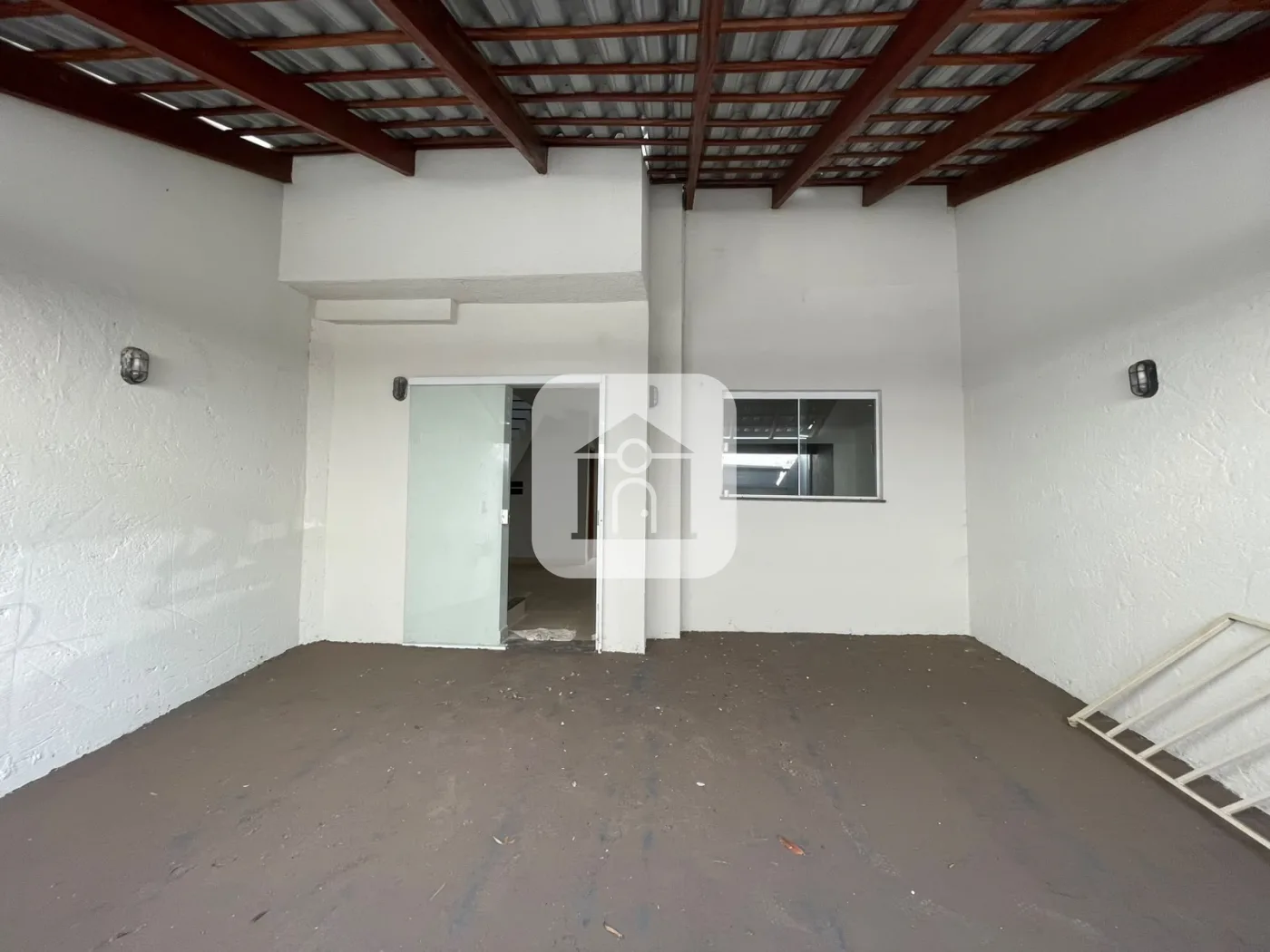 Alugar Casa / Sobrado em Uberl&acirc;ndia R$ 2.600,00 - Foto 1