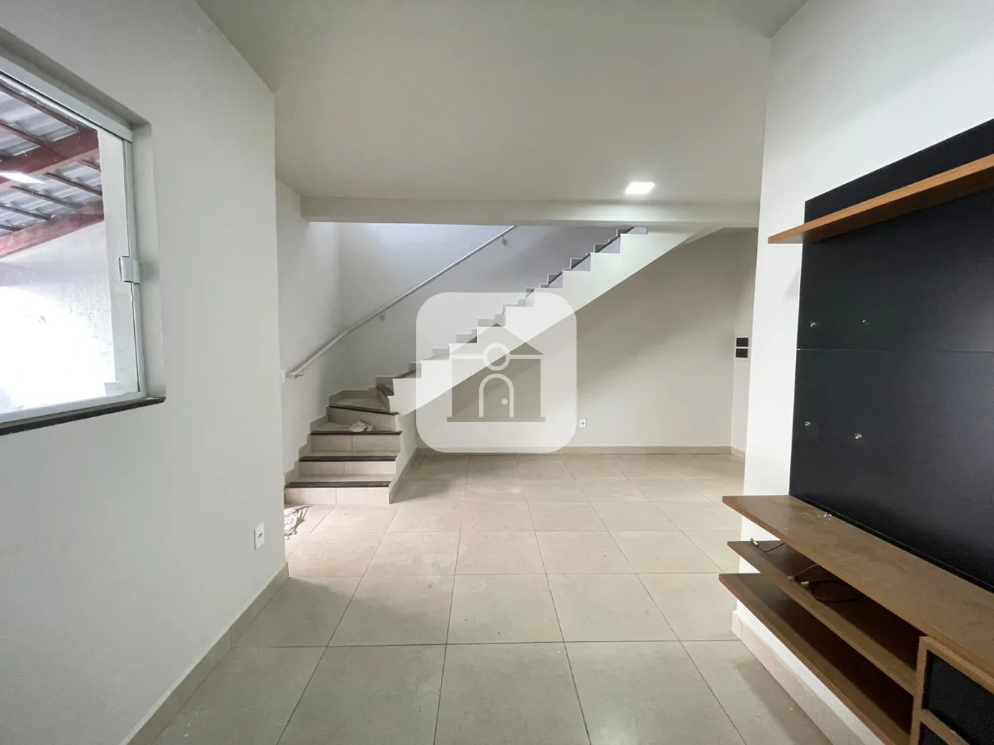 Alugar Casa / Sobrado em Uberl&acirc;ndia R$ 2.600,00 - Foto 3