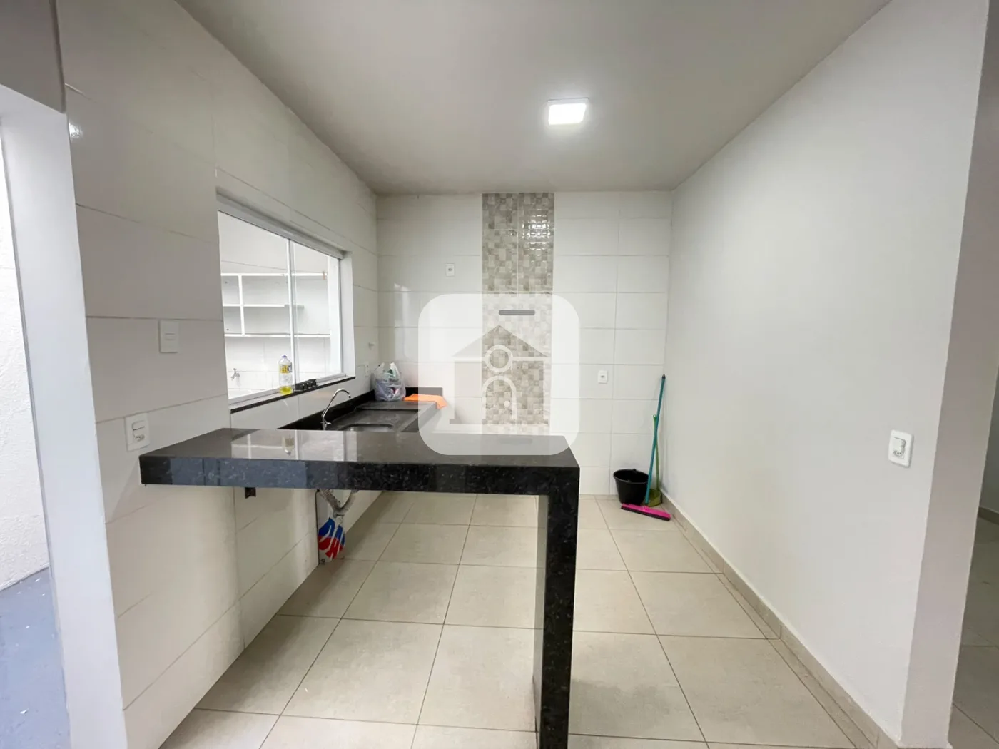 Alugar Casa / Sobrado em Uberl&acirc;ndia R$ 2.600,00 - Foto 4
