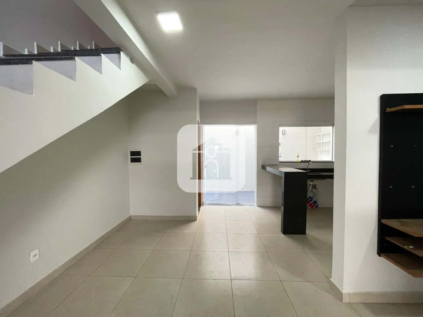 Alugar Casa / Sobrado em Uberl&acirc;ndia R$ 2.600,00 - Foto 6