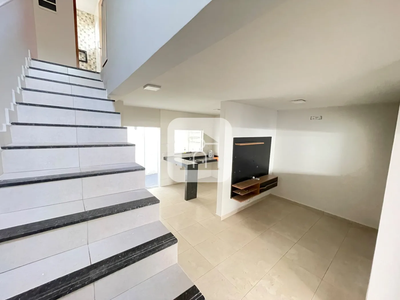 Alugar Casa / Sobrado em Uberl&acirc;ndia R$ 2.600,00 - Foto 5