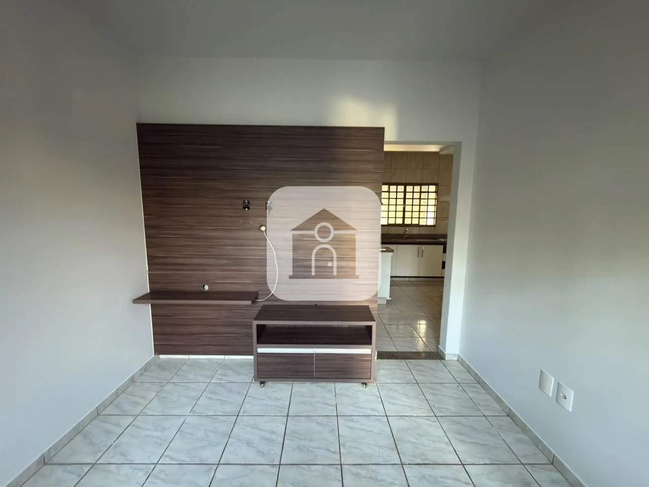 Alugar Casa / Padr&atilde;o em Uberl&acirc;ndia R$ 2.500,00 - Foto 4