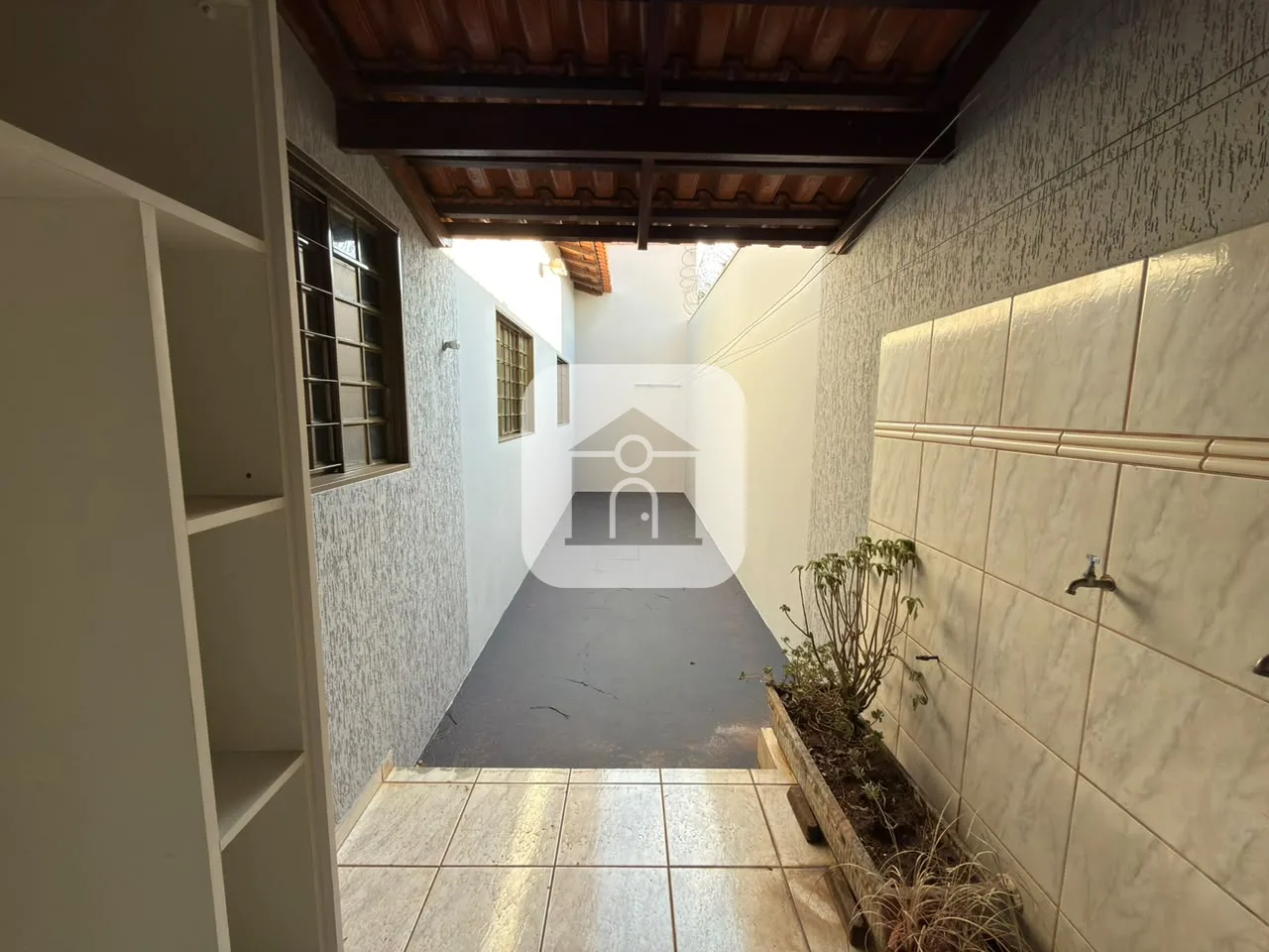 Alugar Casa / Padr&atilde;o em Uberl&acirc;ndia R$ 2.500,00 - Foto 10