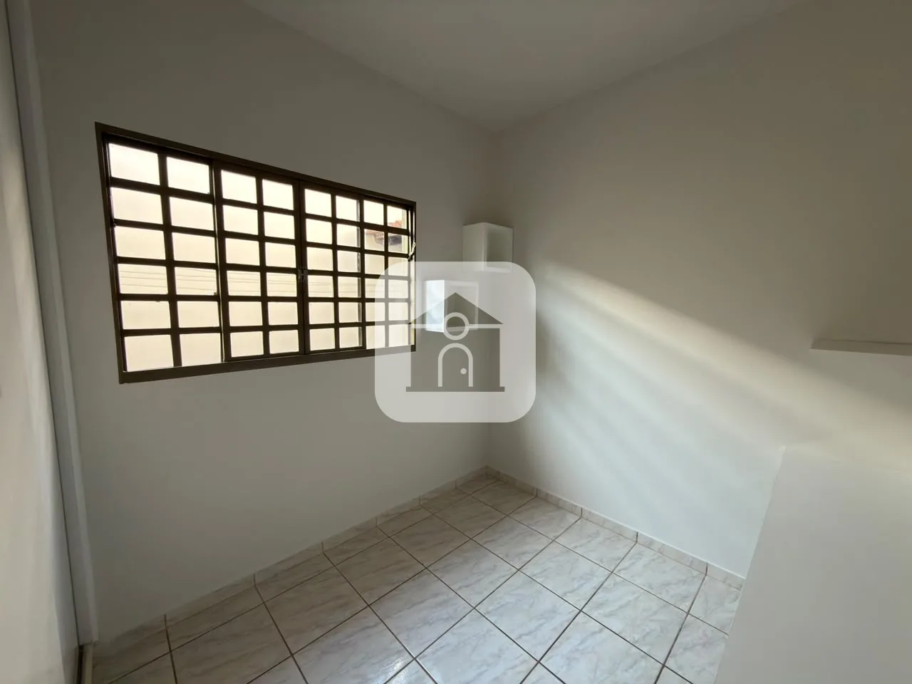 Alugar Casa / Padr&atilde;o em Uberl&acirc;ndia R$ 2.500,00 - Foto 15