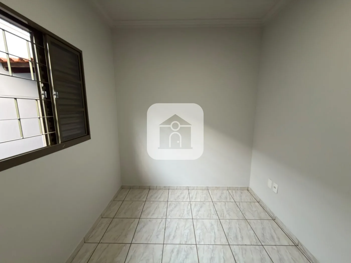 Alugar Casa / Padr&atilde;o em Uberl&acirc;ndia R$ 2.100,00 - Foto 12