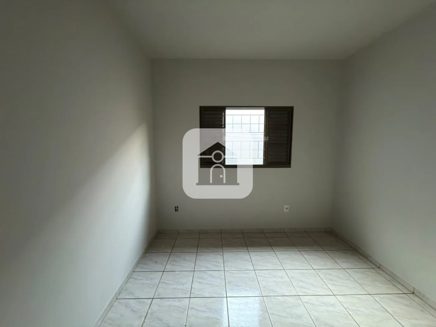 Alugar Casa / Padr&atilde;o em Uberl&acirc;ndia R$ 2.100,00 - Foto 13