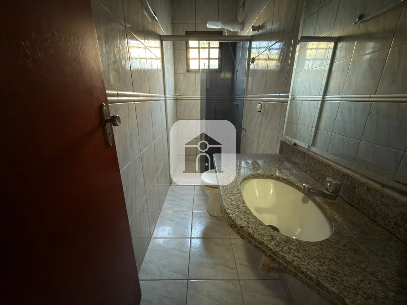 Alugar Casa / Padr&atilde;o em Uberl&acirc;ndia R$ 2.100,00 - Foto 17