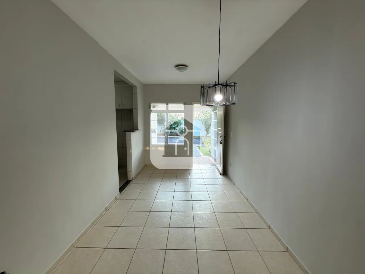 Alugar Casa / Condom&iacute;nio ou Loteamento Fechado em Uberlandia R$ 3.300,00 - Foto 2