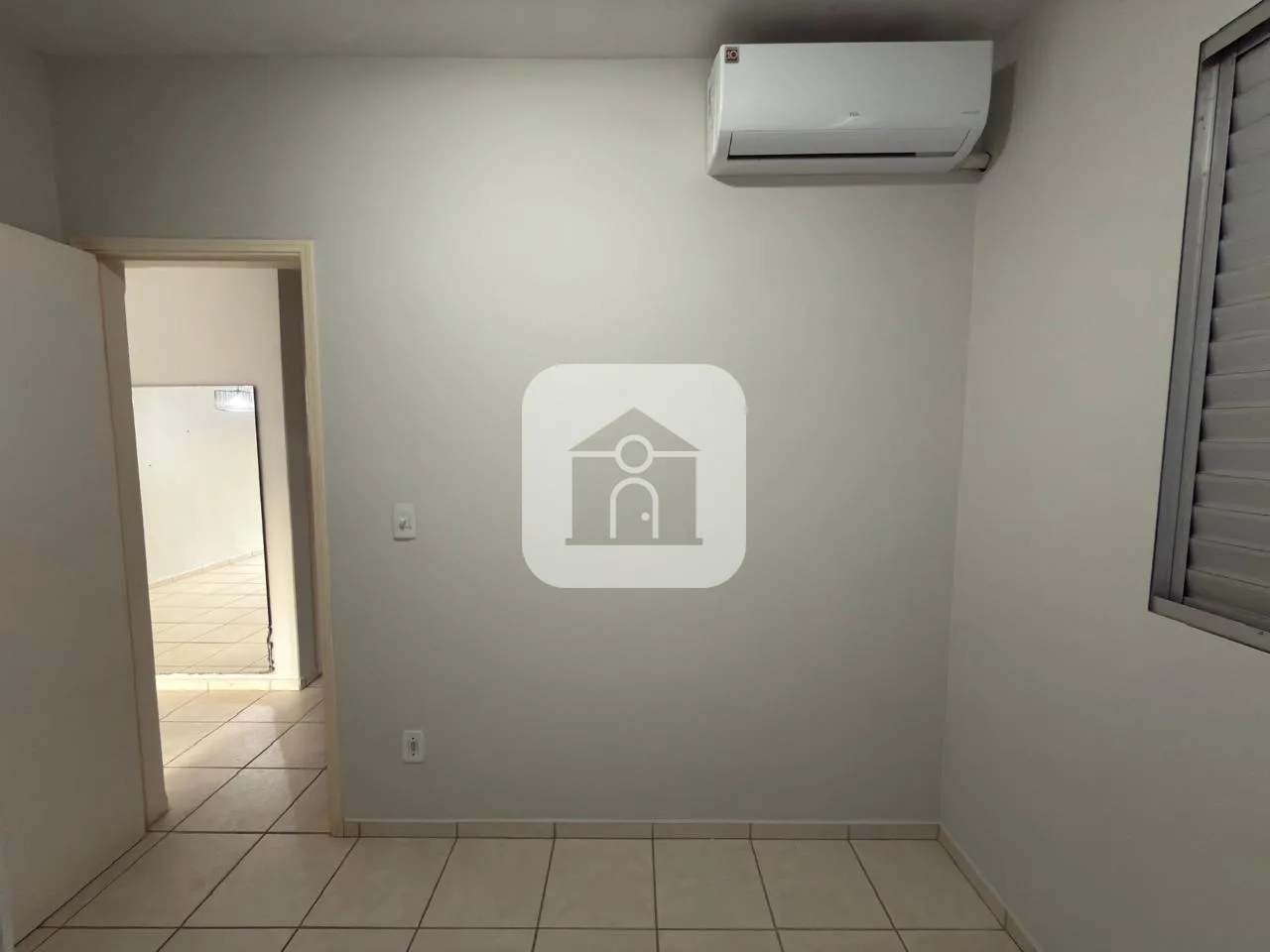 Alugar Casa / Condom&iacute;nio ou Loteamento Fechado em Uberlandia R$ 3.300,00 - Foto 9