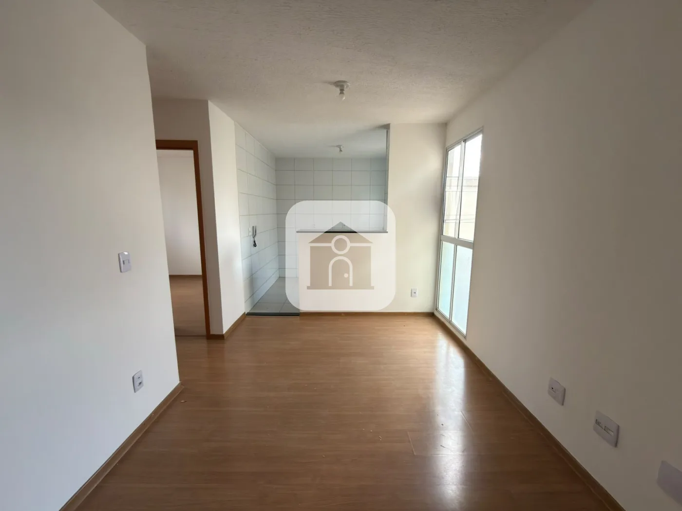 Alugar Apartamento / Padr&atilde;o em Uberlandia R$ 1.150,00 - Foto 1