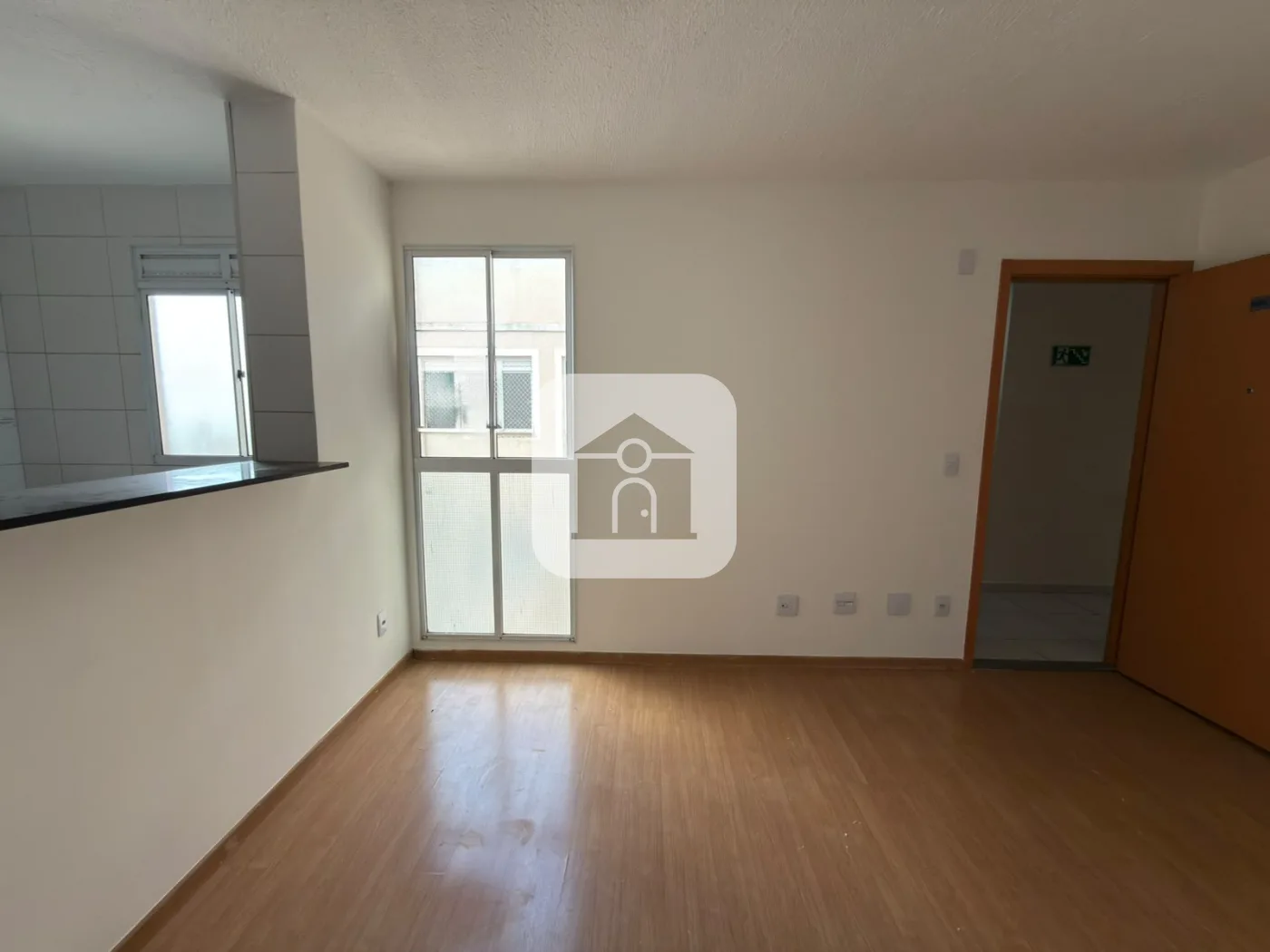 Alugar Apartamento / Padr&atilde;o em Uberlandia R$ 1.150,00 - Foto 2