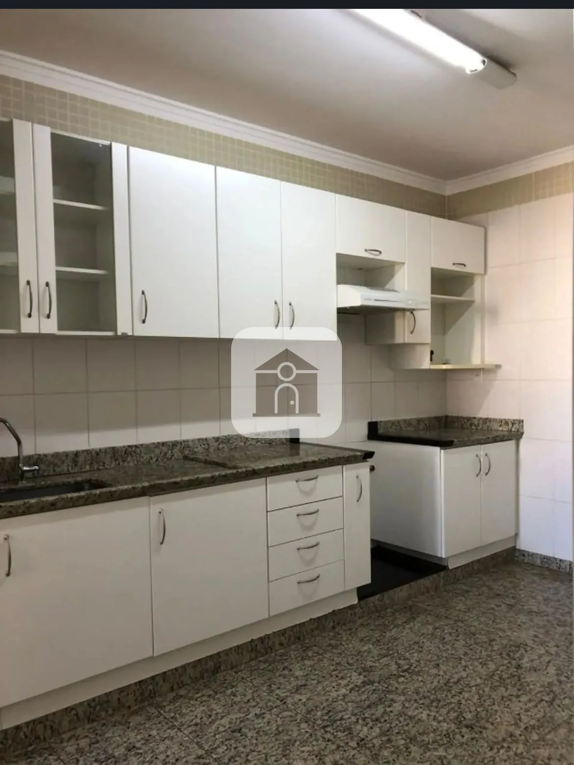 Alugar Apartamento / Padr&atilde;o em Uberl&acirc;ndia R$ 3.300,00 - Foto 3