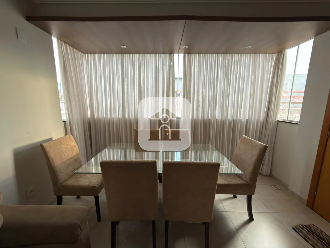 Alugar Apartamento / Padr&atilde;o em Uberl&acirc;ndia R$ 2.400,00 - Foto 7