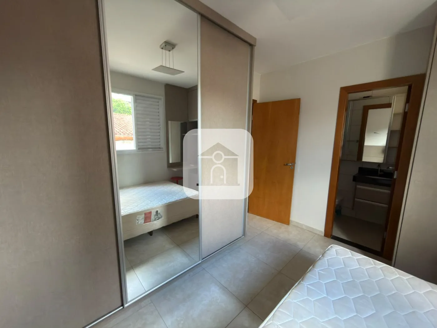 Alugar Apartamento / Padr&atilde;o em Uberl&acirc;ndia R$ 2.400,00 - Foto 12