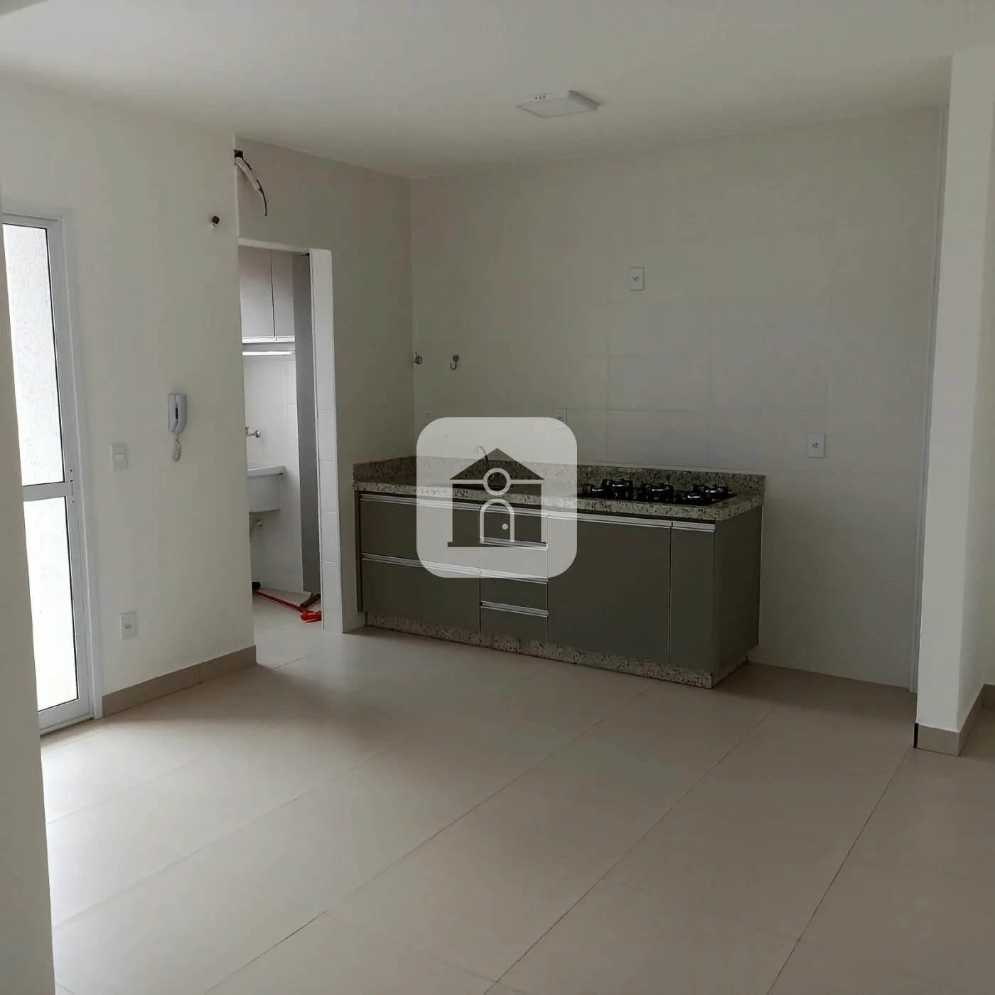 Alugar Apartamento / Padr&atilde;o em Uberl&acirc;ndia R$ 2.000,00 - Foto 2