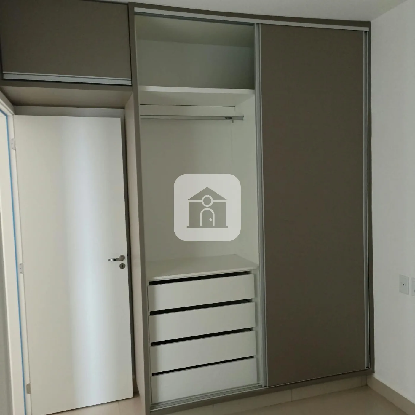 Alugar Apartamento / Padr&atilde;o em Uberl&acirc;ndia R$ 2.000,00 - Foto 9
