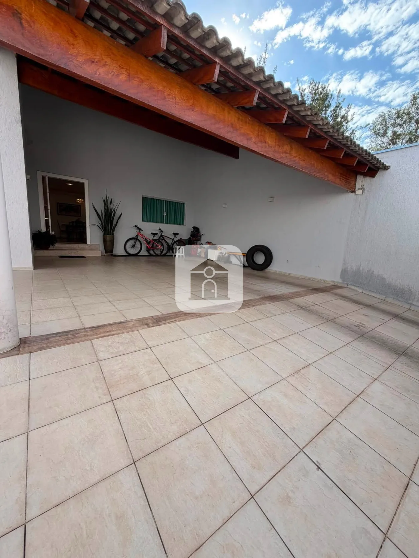 Comprar Casa / Padr&atilde;o em Uberl&acirc;ndia R$ 1.400.000,00 - Foto 3