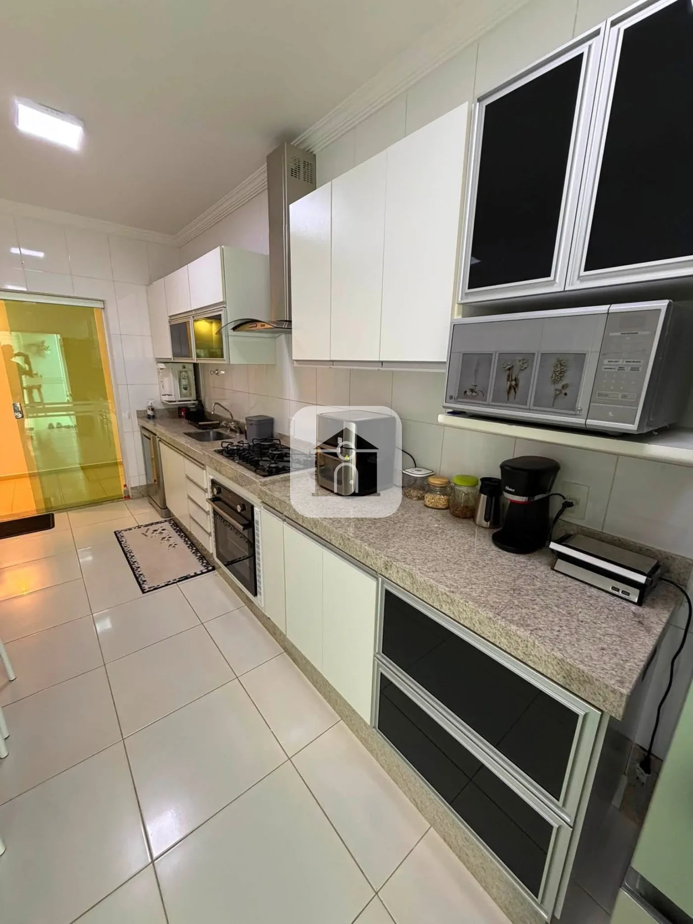 Comprar Casa / Padr&atilde;o em Uberl&acirc;ndia R$ 1.400.000,00 - Foto 9