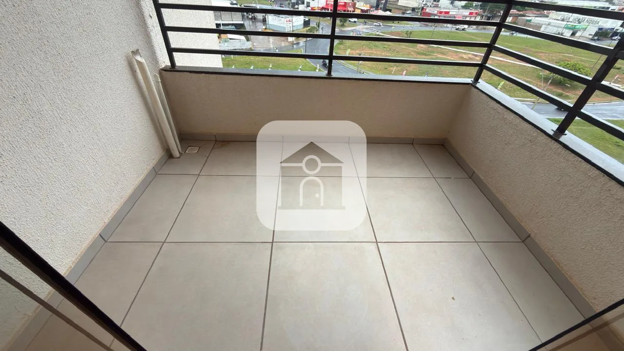 Alugar Apartamento / Padr&atilde;o em Uberl&acirc;ndia R$ 1.500,00 - Foto 4